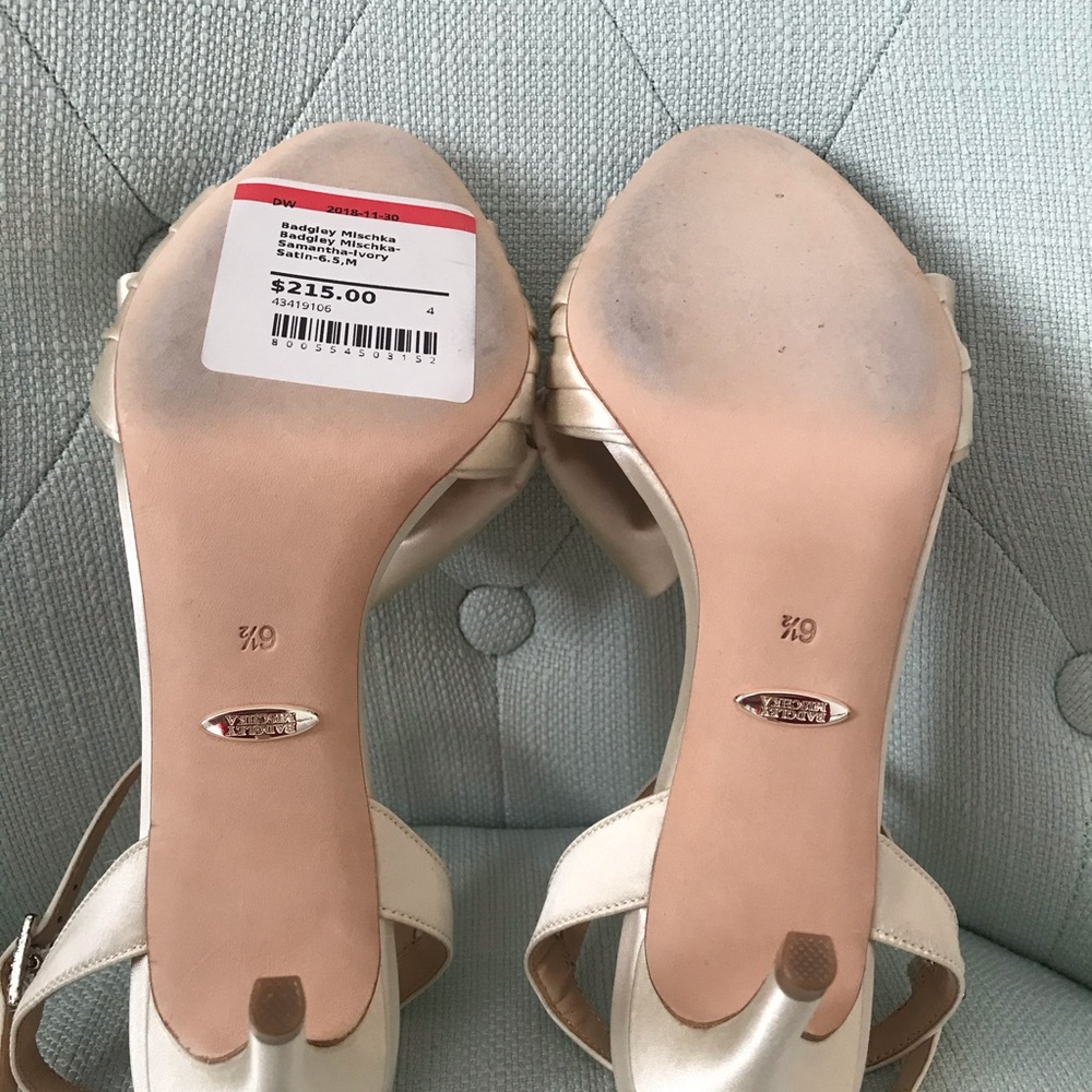 Wedding shoes - Picture 4 of 4